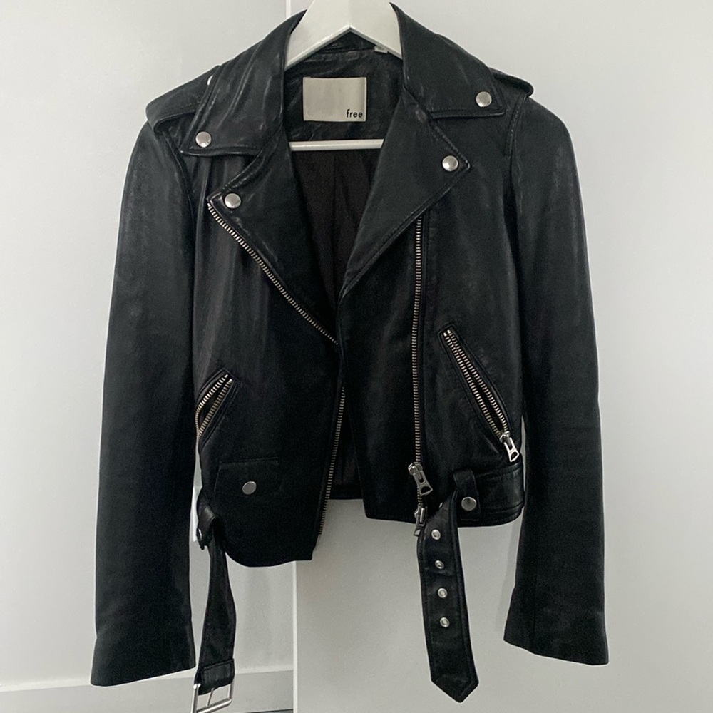 Aritzia Wilfred Free leather Jacket